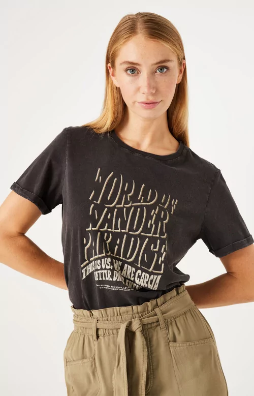 T-shirt - WORLD OF WANDER